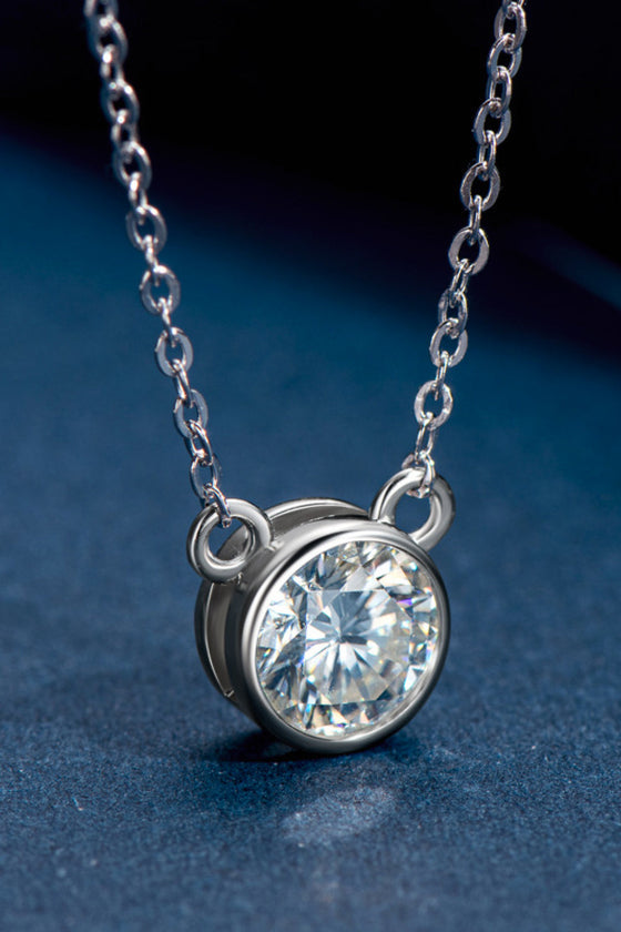 1 Carat Round Pendant Necklace