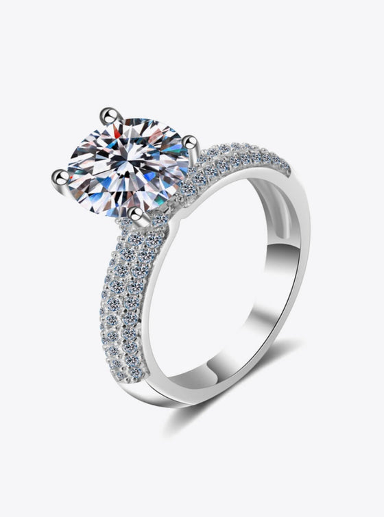 4-Prong Moissanite Ring