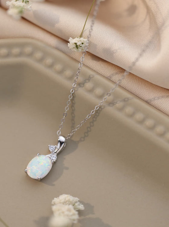 Necklaces - Opal Oval Pendant Necklace