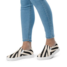  Women's Canvas Sneakers